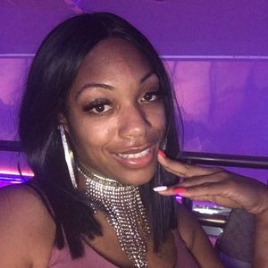 Meet your Posher, Chamika